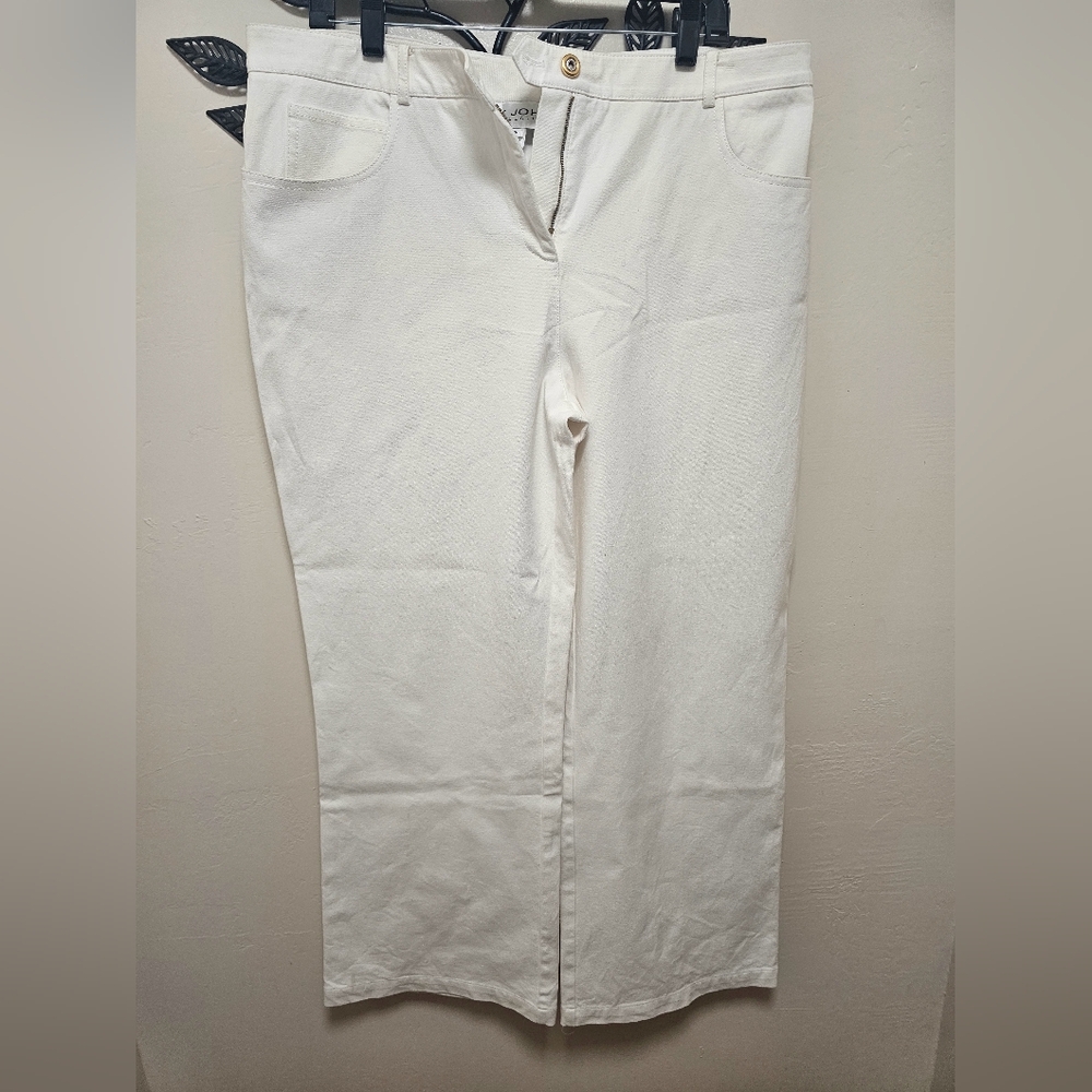 St. John Ivory Cotton Pants Women’s Size 16 Classic Straight Leg Elegant